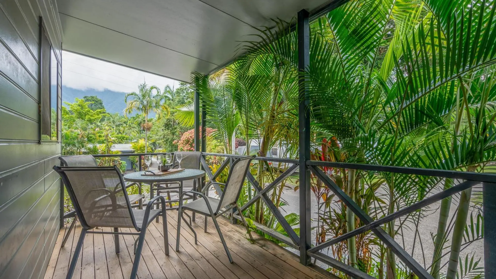 Campsite Tasman Holiday Parks - Cairns Cool Waters